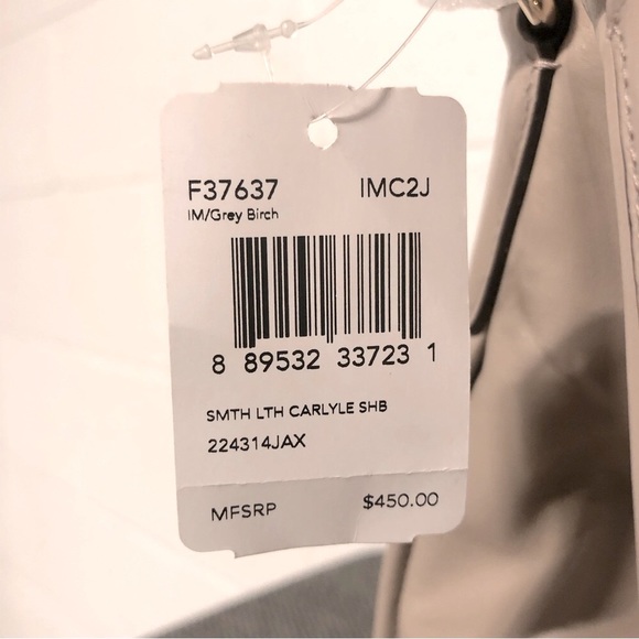 Coach Carlyle Shoulder Bag in Smooth Leather (NWT) - Picture 7 of 8